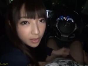 神咲詩織