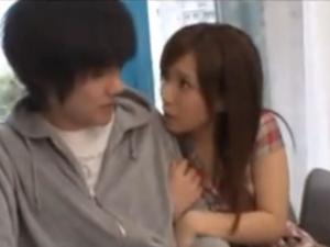 小島みなみ