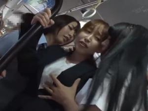 篠田ゆう 阿部乃みく