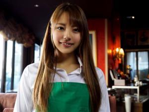 河南実里