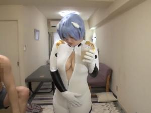 成澤ひなみ